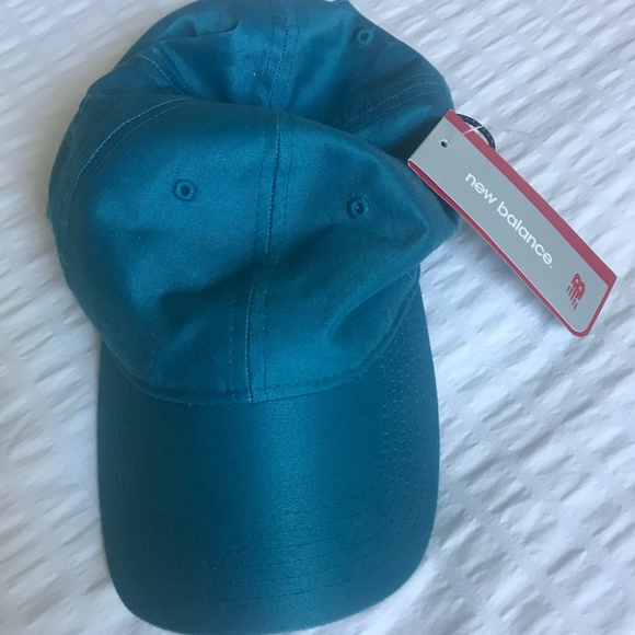 New Balance Quick Dry Performance Hat - Picture 1 of 2